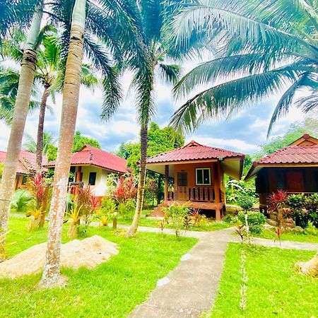 Khao Sok Nung House Hotell Khao Sok National Park Exteriör bild